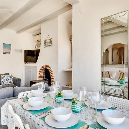 Casa Finnia By Aldertons *